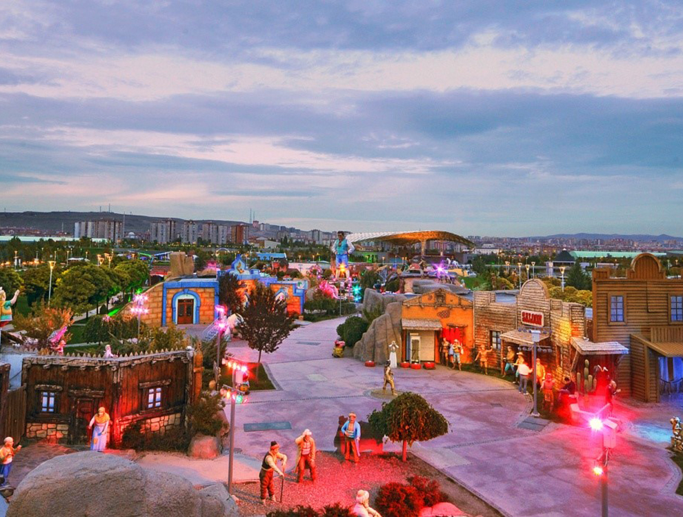 Sincan Harikalar Diyarı